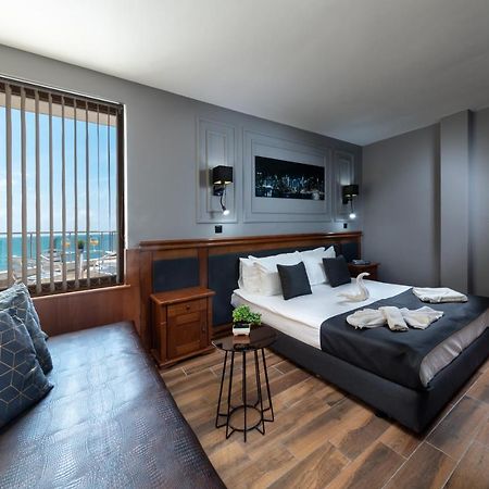 Petrov Family Hotel Nesebar Buitenkant foto