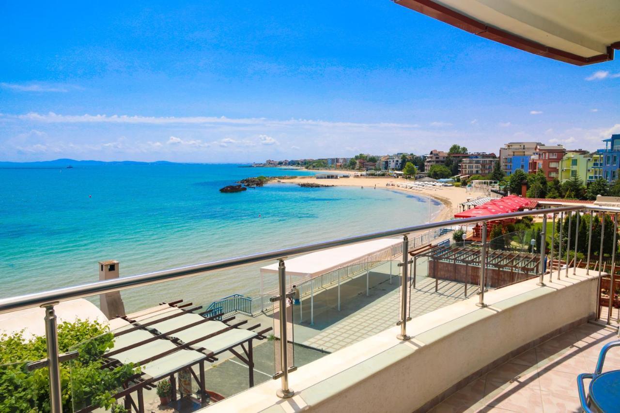 Petrov Family Hotel Nesebar Buitenkant foto