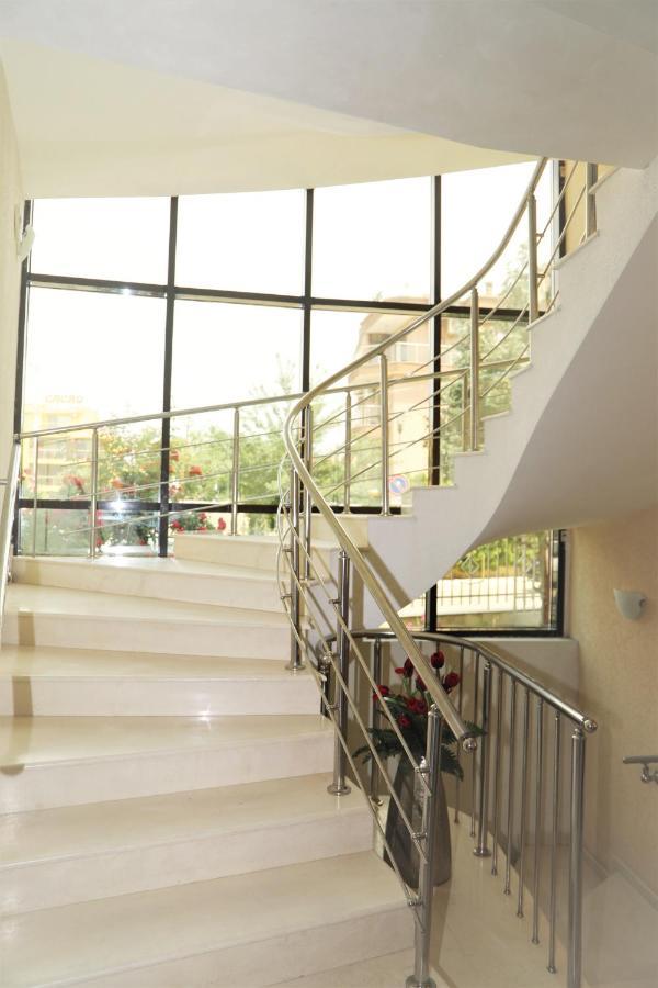 Petrov Family Hotel Nesebar Buitenkant foto
