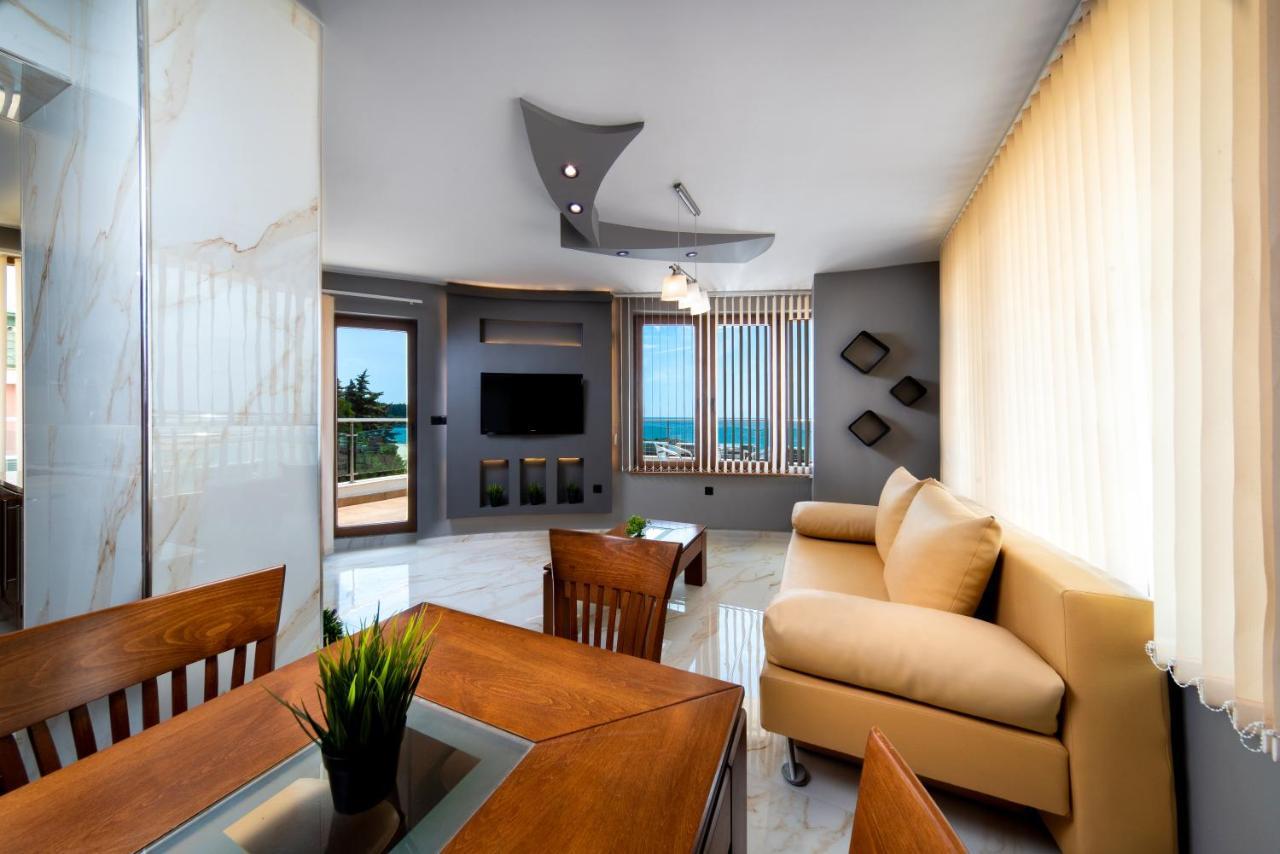 Petrov Family Hotel Nesebar Buitenkant foto