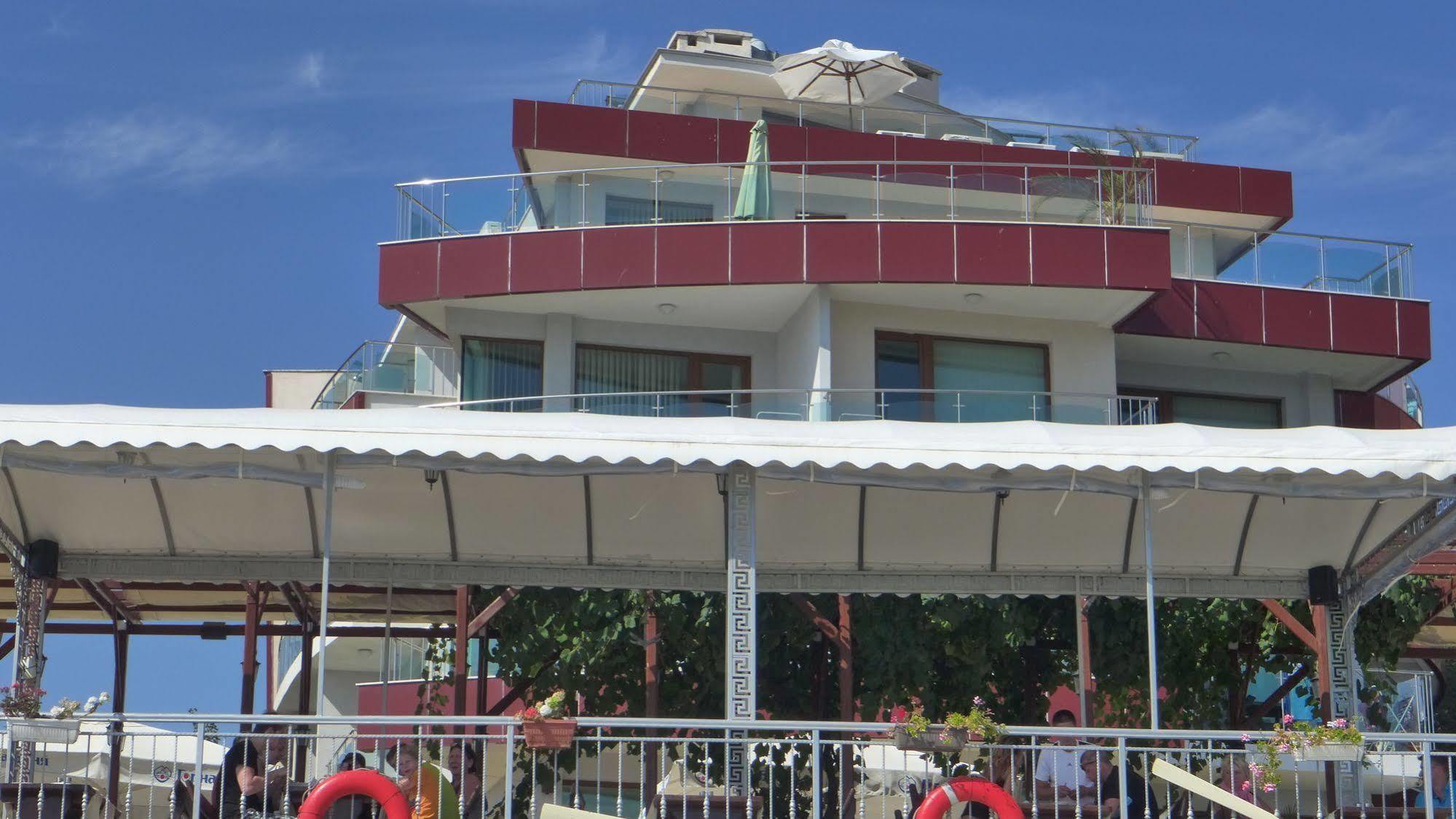 Petrov Family Hotel Nesebar Buitenkant foto